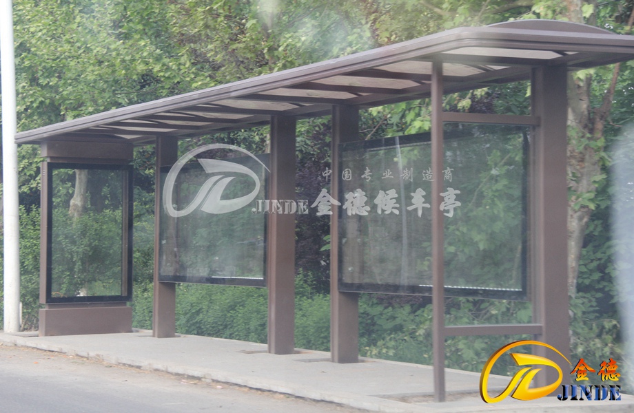 南京型材候车亭实景